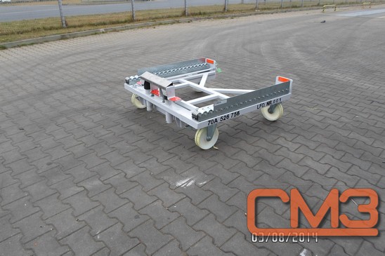 CM3 Carrelli e Trolley